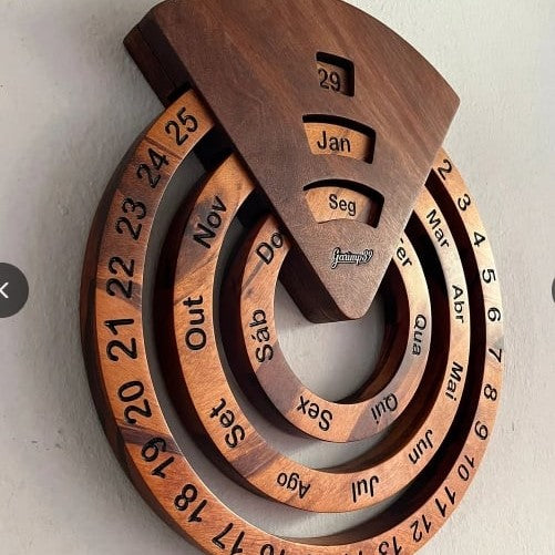 Wooden Rotating Circular Perpetual Calendar