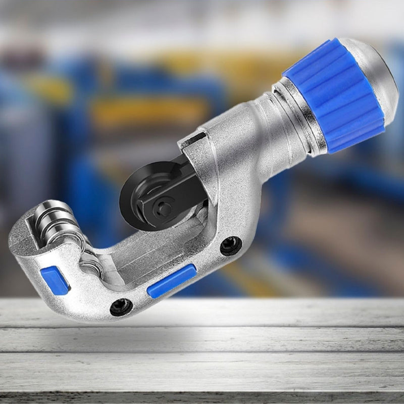 Metallic Tubing Cutter