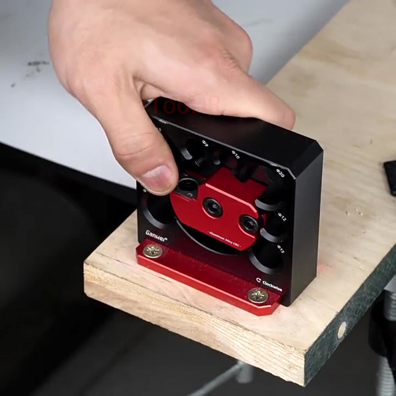 Adjustable Dowel Maker Jig