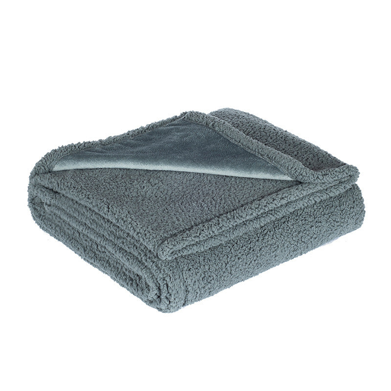 Waterproof and urine-proof pet blanket