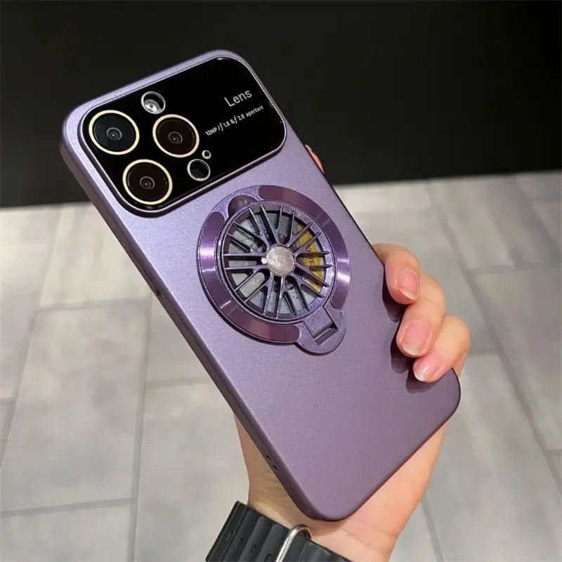 Rotating gyroscope phone case